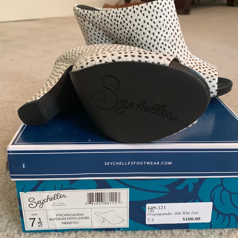 Shoes - Picture 2 of 2
